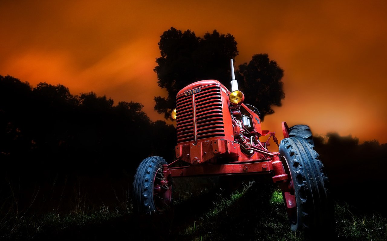Обои ночь, фон, трактор, night, background, tractor разрешение 2112x1188 Загрузить
