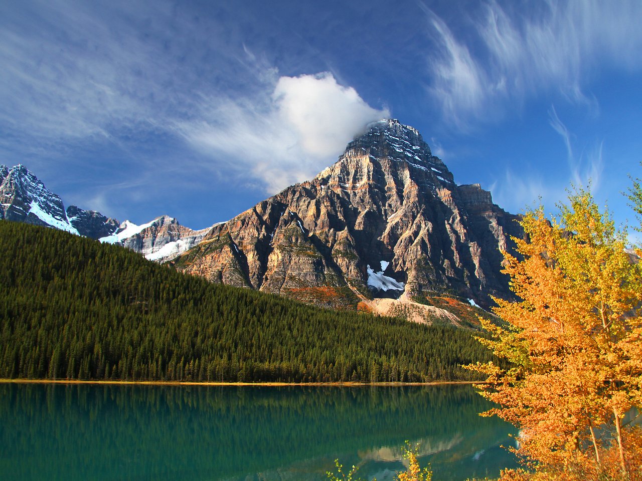 Обои mount chephren, деревья, банф, озеро, провинция альберта, горы, национальный парк банф, лес, осень, канада, альберта, lower waterfowl lake, howse peak, trees, banff, lake, alberta, mountains, banff national park, forest, autumn, canada, albert разрешение 2048x1308 Загрузить