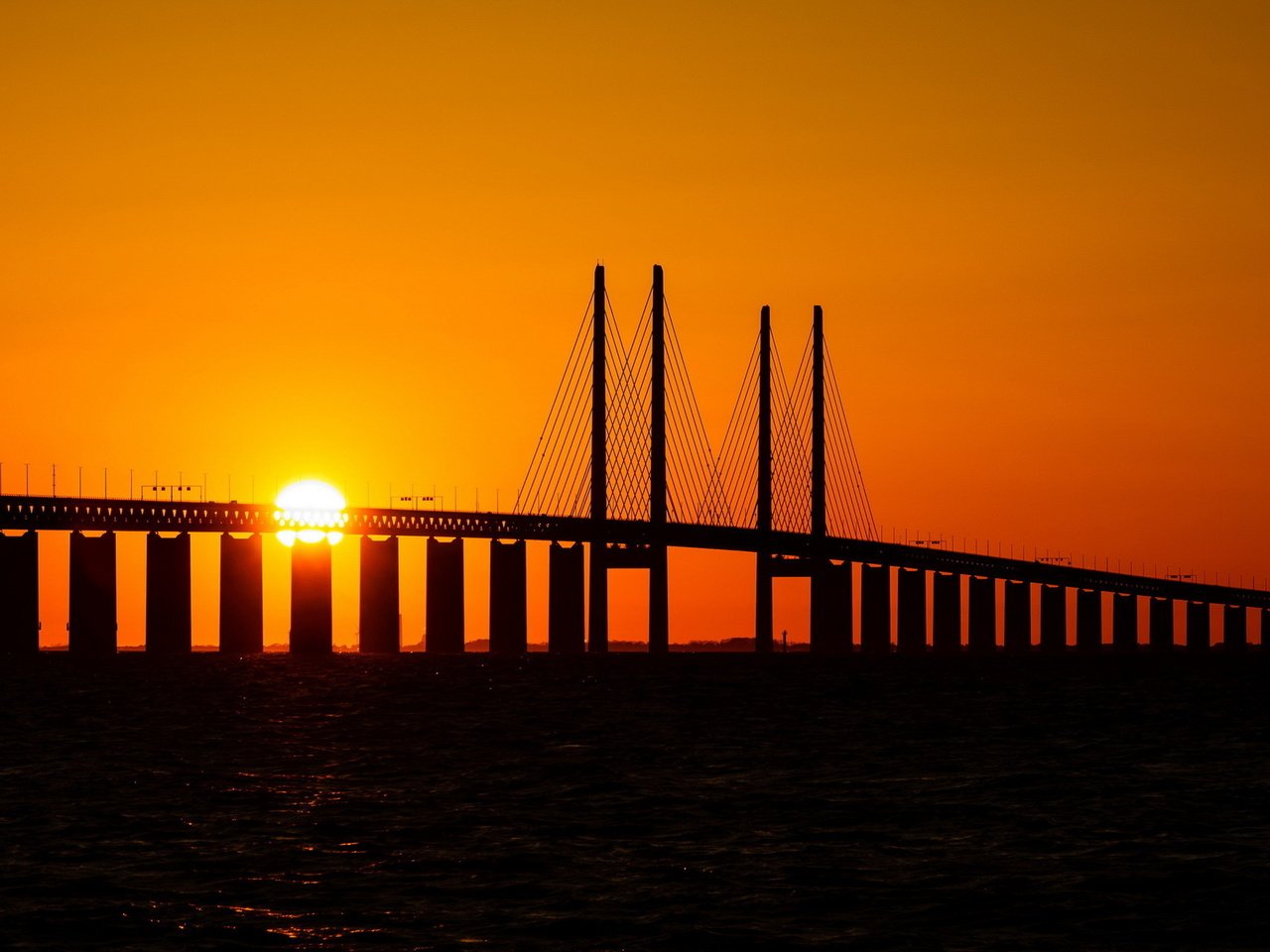 Обои закат, мост, дания, эресуннский, sunset, bridge, denmark, öresund разрешение 1920x1200 Загрузить