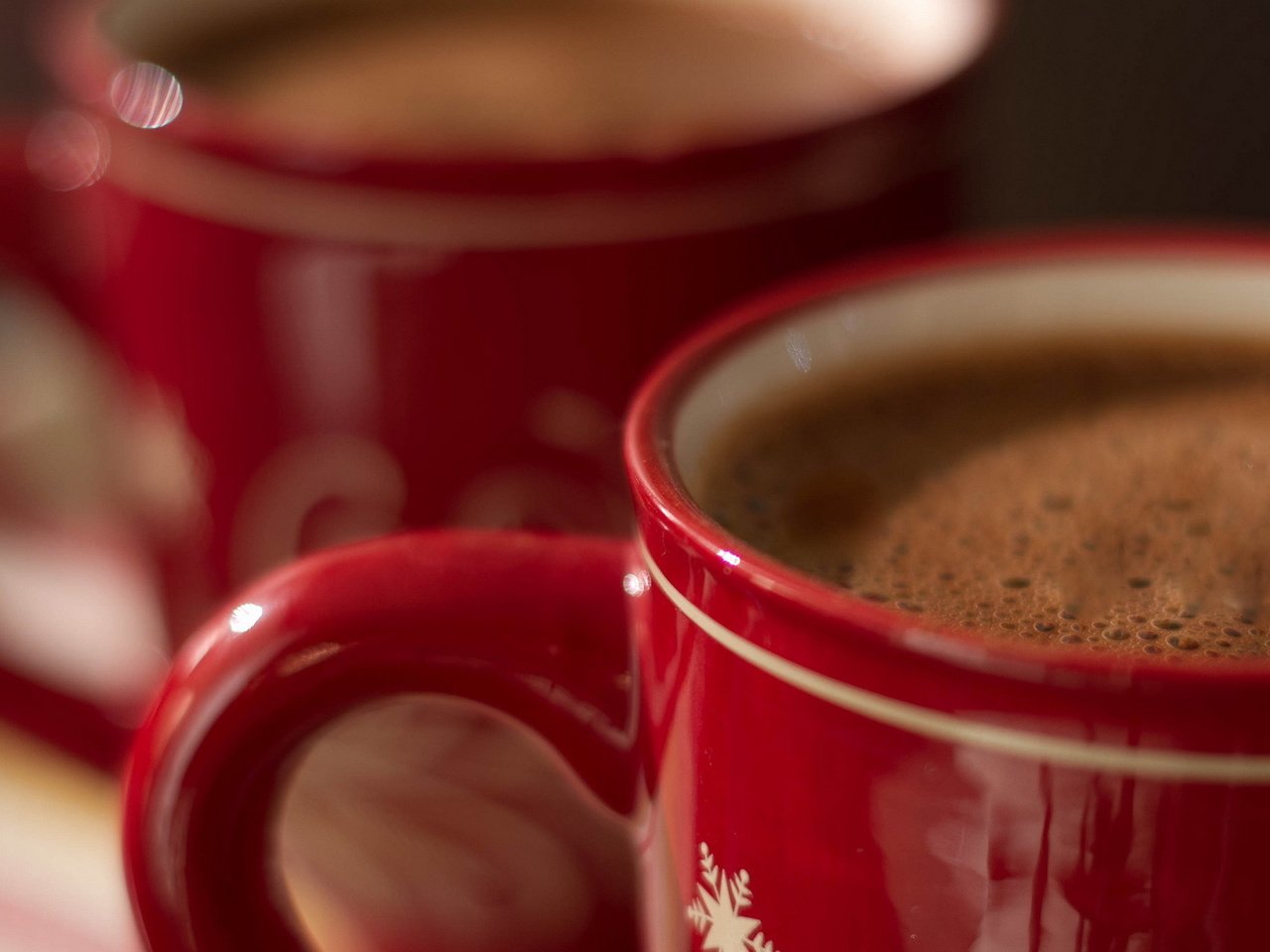 Обои кофе, красные, кружки, пенка, coffee, red, mugs, foam разрешение 1920x1200 Загрузить