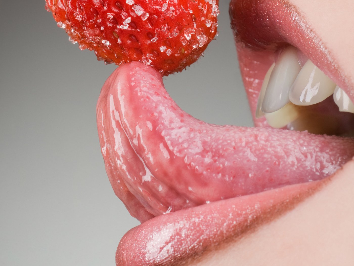 Обои рот, клубничка, сахар, mouth, strawberry, sugar разрешение 2560x1920 Загрузить