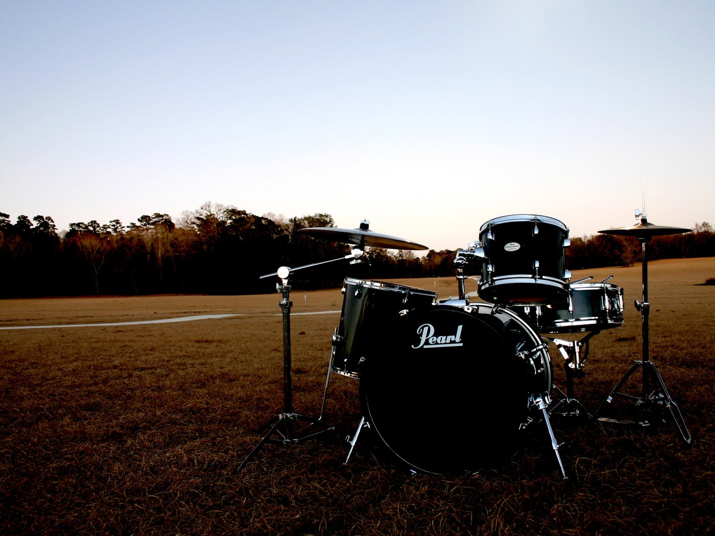 Обои поле, жемчуг, барабанная установка, field, pearl, drum set разрешение 2560x1600 Загрузить