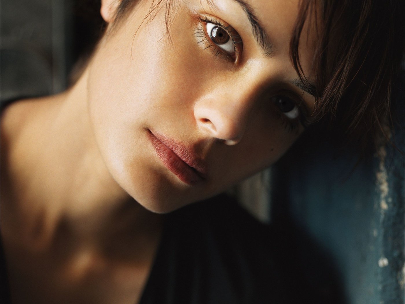 Обои девушка, портрет, взгляд, модель, лицо, актриса, шаннин соссамон, shannyn sossamon, girl, portrait, look, model, face, actress, shannyn shannyn sossamon разрешение 2967x3000 Загрузить