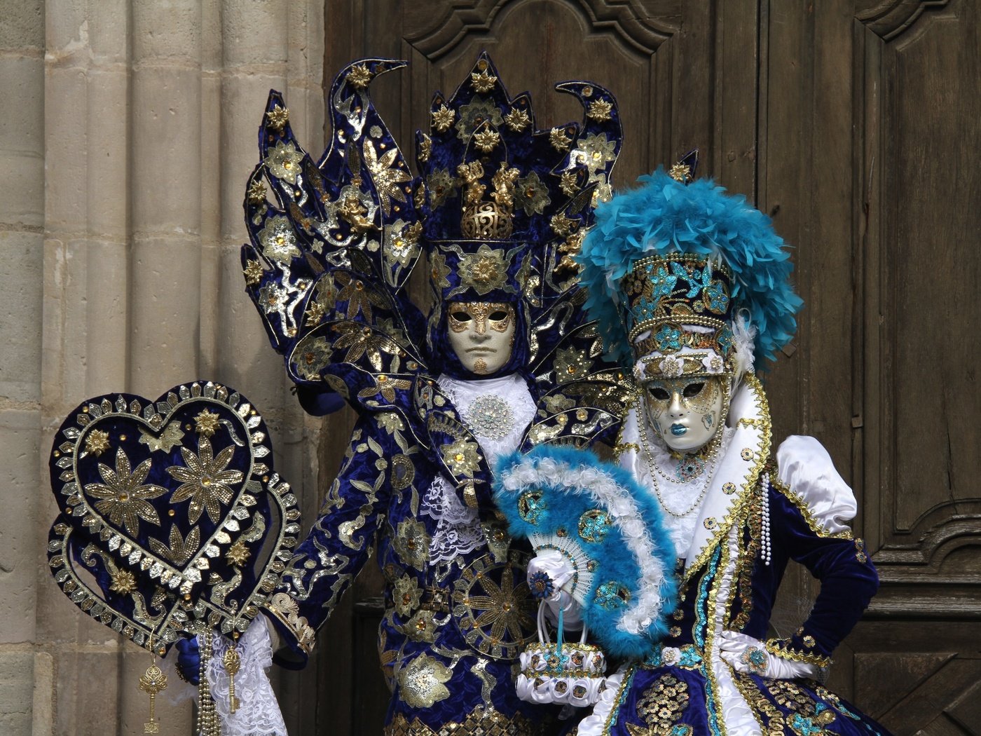 Обои венеция, костюмы, маски, карнавал, карнавальные, carnevale ди венеция обои, venice, costumes, mask, carnival, carnevale di venezia wallpaper разрешение 3300x2200 Загрузить