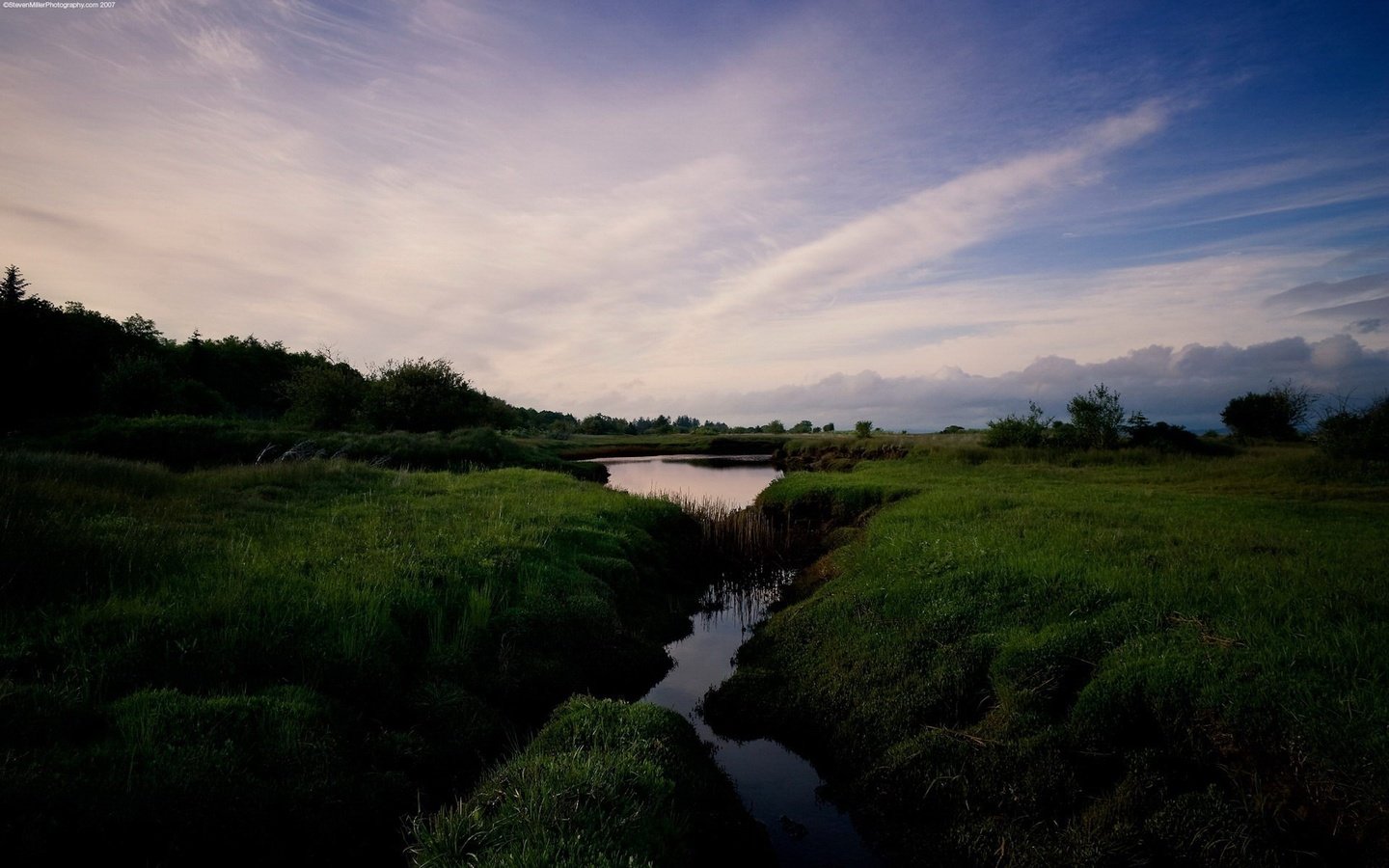 Обои трава, облака, ручей, grass, clouds, stream разрешение 1920x1200 Загрузить