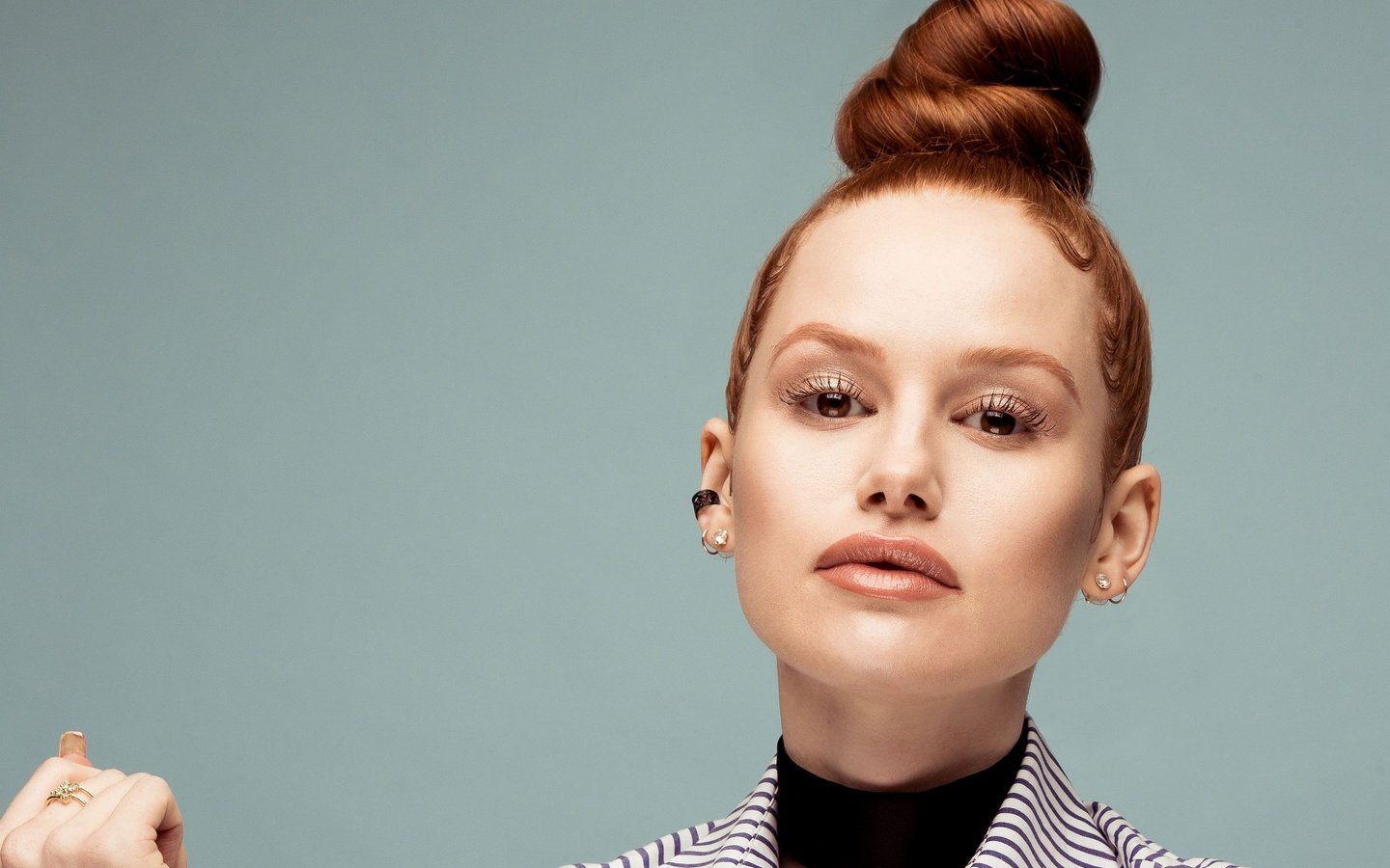 Обои девушка, madelaine petsch, маделайне петш, портрет, взгляд, модель, волосы, лицо, актриса, танцовщица, girl, madeleine pets, portrait, look, model, hair, face, actress, dancer разрешение 3484x3241 Загрузить