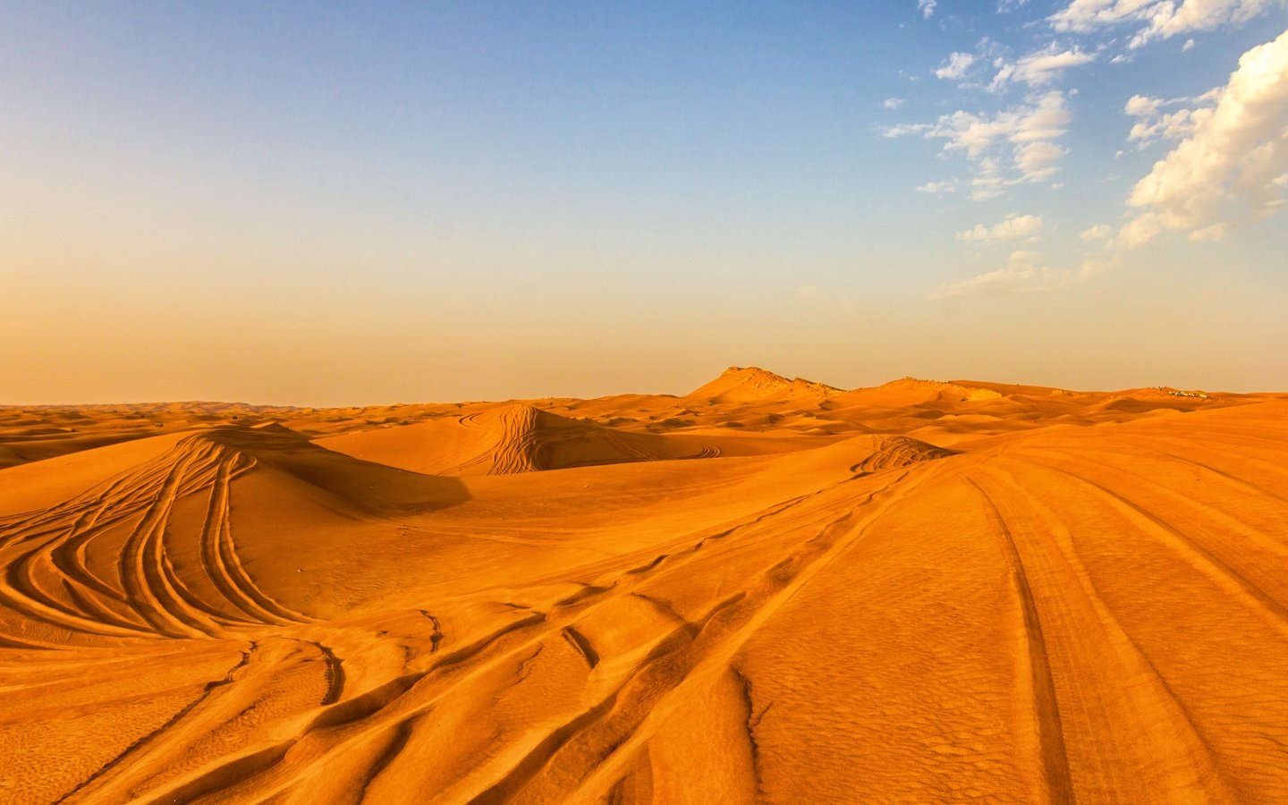 Обои небо, облака, песок, пустыня, the sky, clouds, sand, desert разрешение 3840x2160 Загрузить