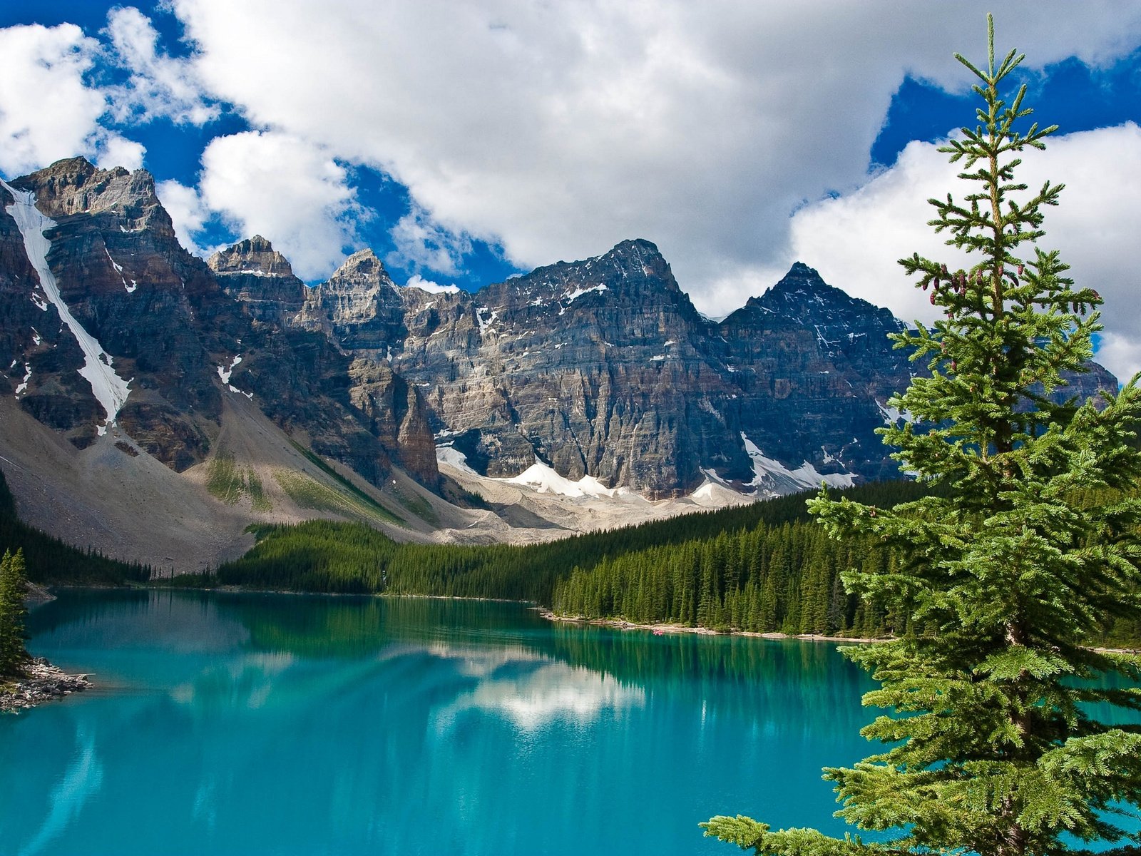 Обои озеро, горы, лес, ель, lake, mountains, forest, spruce разрешение 1920x1440 Загрузить