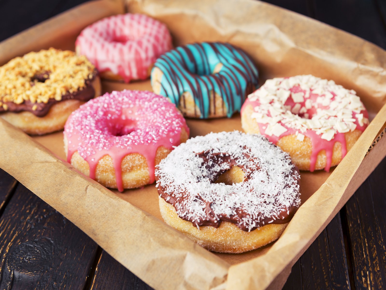 Обои пончики, сахарная пудра, глазурь, donuts, powdered sugar, glaze разрешение 5760x3840 Загрузить