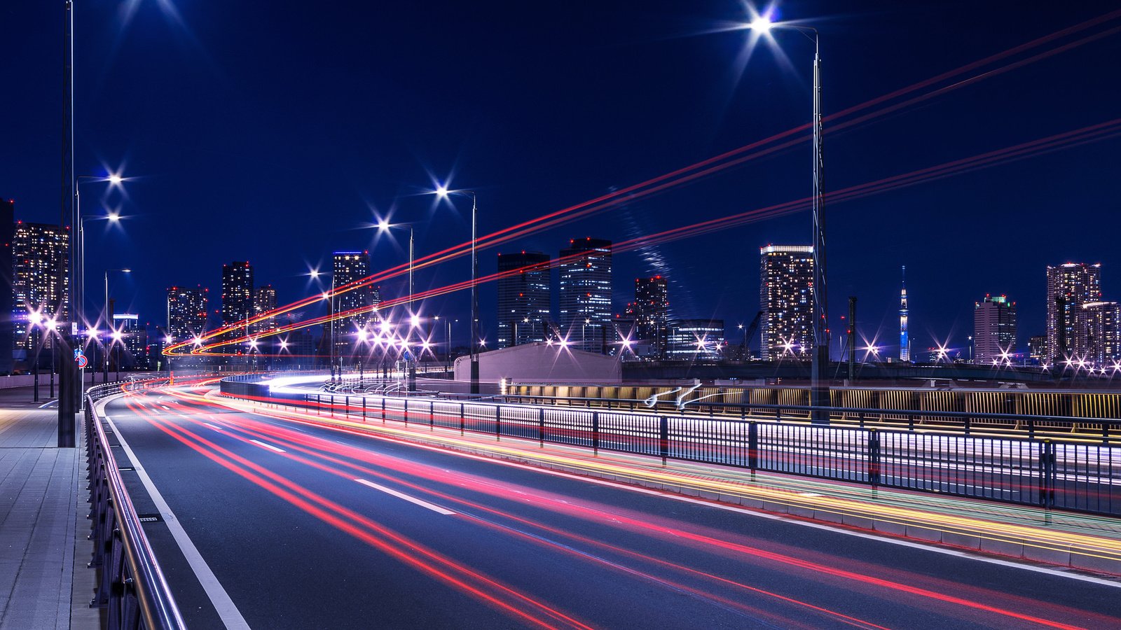 Обои свет, ночь, огни, мост, город, япония, выдержка, токио, light, night, lights, bridge, the city, japan, excerpt, tokyo разрешение 2048x1356 Загрузить