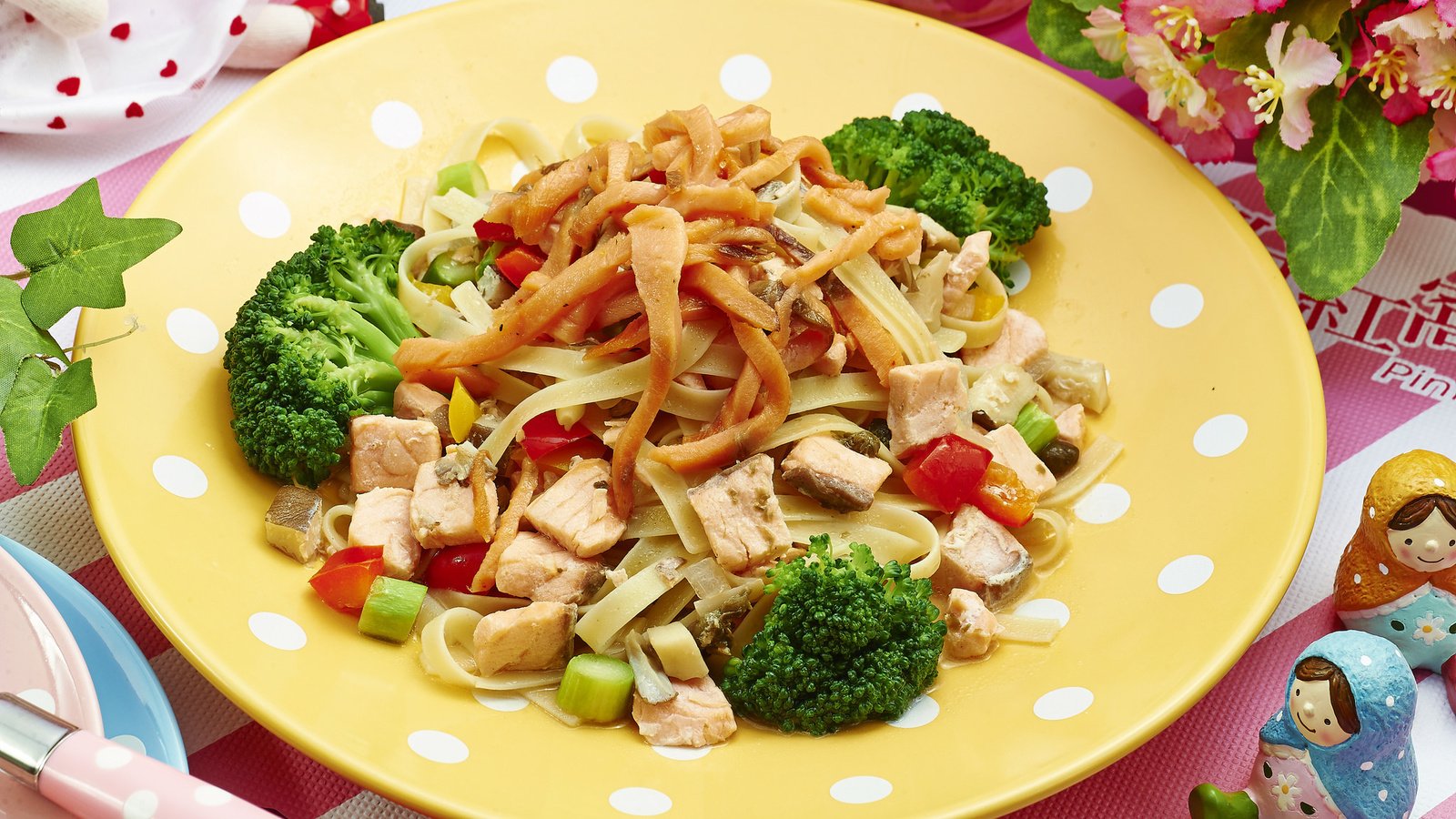 Обои овощи, мясо, брокколи, лапша, vegetables, meat, broccoli, noodles разрешение 2048x1363 Загрузить
