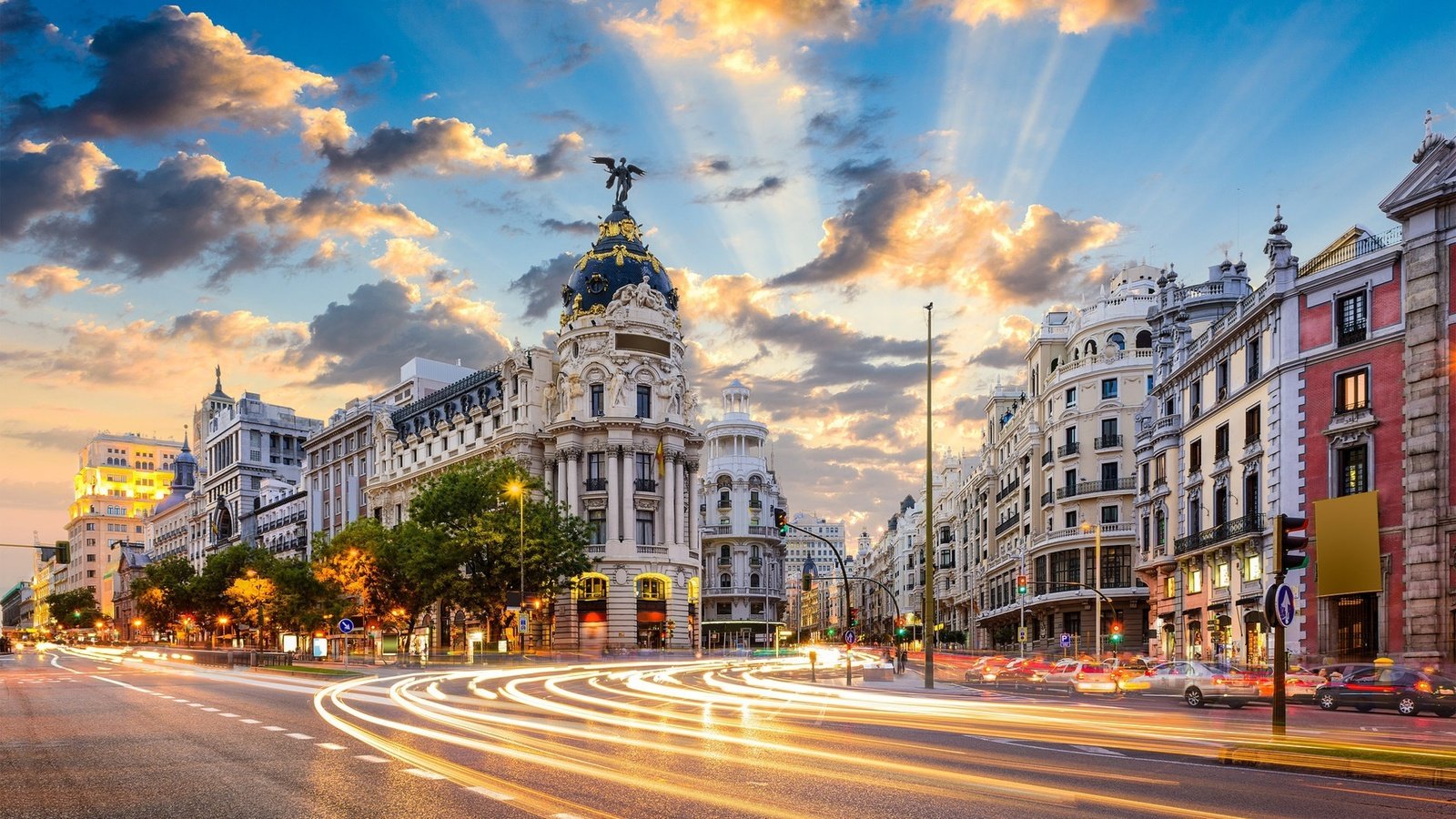 Обои улица, архитектура, испания, мадрид, мадрид. испания, street, architecture, spain, madrid разрешение 3840x2160 Загрузить