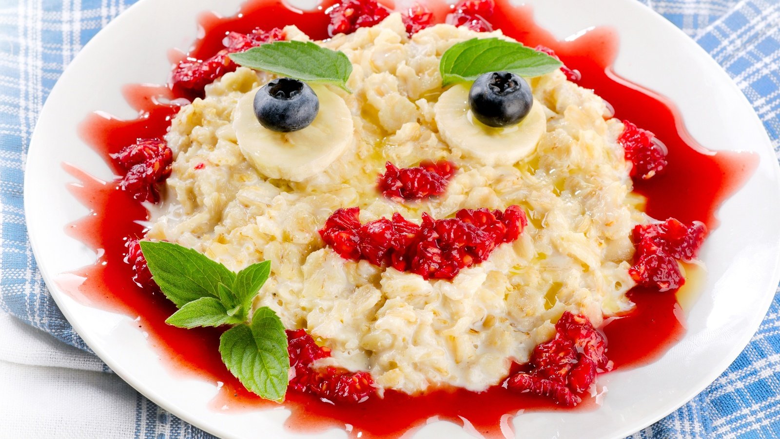 Обои мята, черника, завтрак, смайлик, каша, варенье, mint, blueberries, breakfast, smiley, porridge, jam разрешение 4000x2780 Загрузить