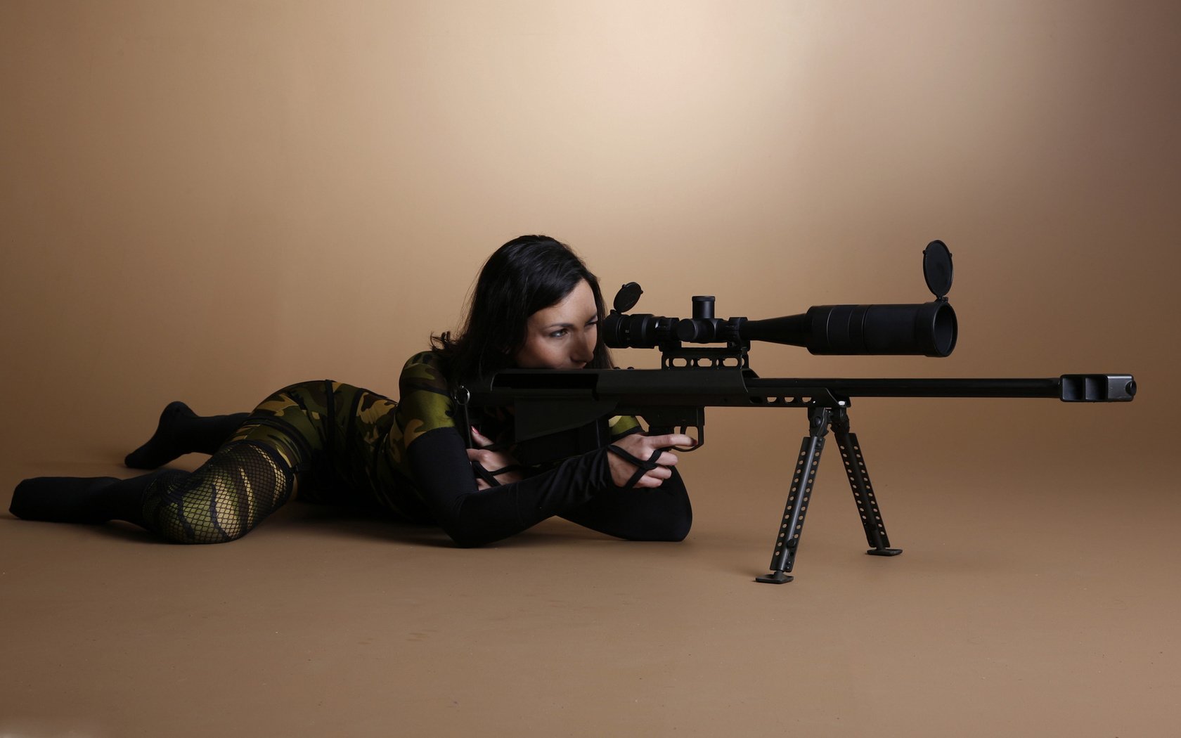 Обои девушка, снайпер, с оружием, girl, sniper, weapons разрешение 1920x1200 Загрузить