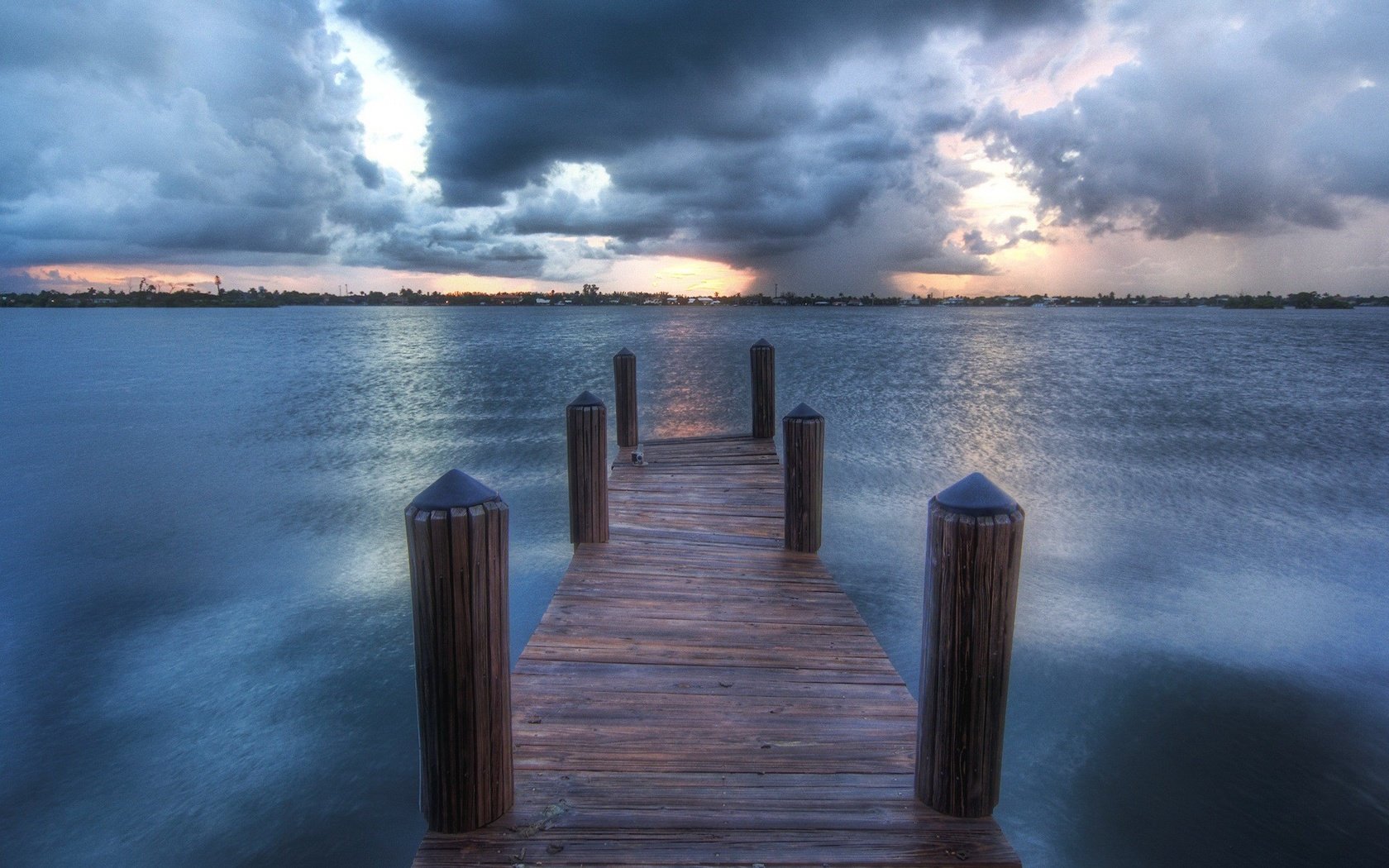 Обои облака, озеро, причал, clouds, lake, pier разрешение 1920x1200 Загрузить