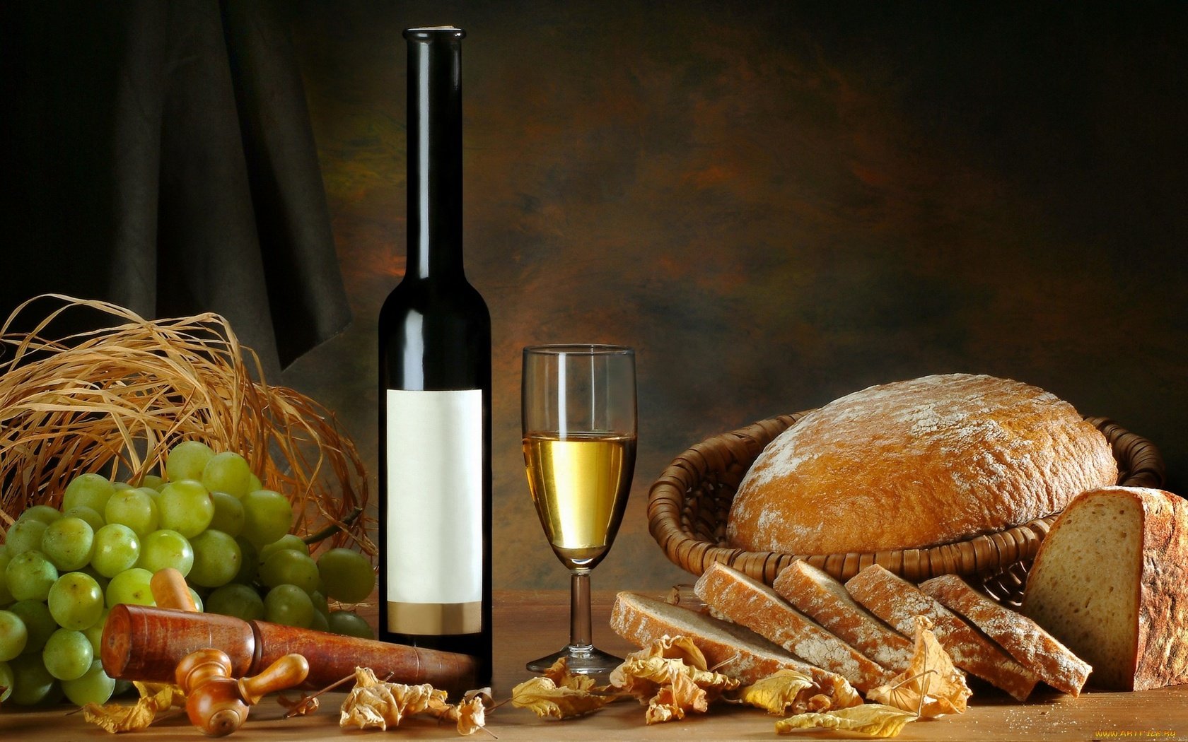 Обои листья, виноград, бокал, хлеб, вино, белое, бутылка, leaves, grapes, glass, bread, wine, white, bottle разрешение 1920x1200 Загрузить