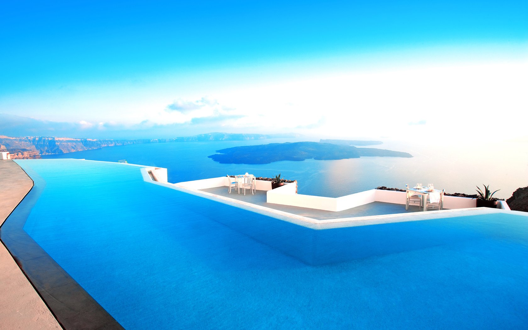 Обои море, греция, отель, sea, greece, the hotel разрешение 5400x3679 Загрузить