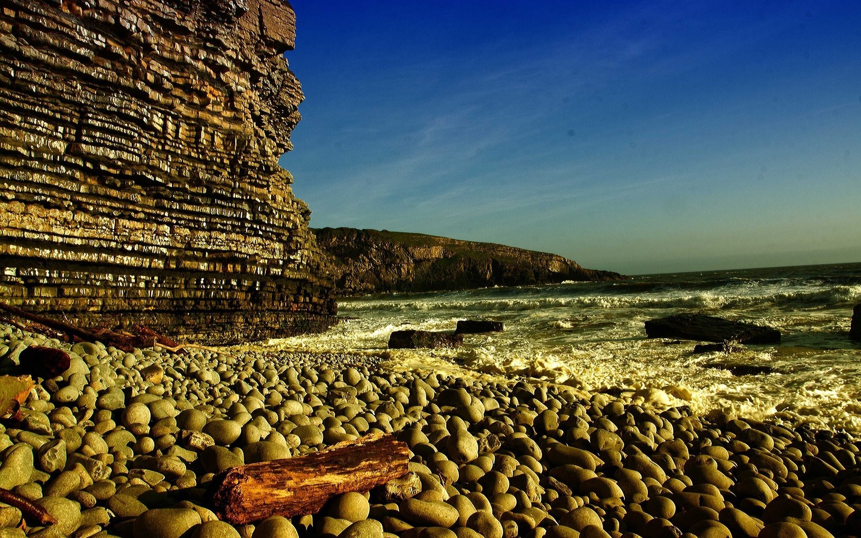 Обои скалы, камни, берег, море, rocks, stones, shore, sea разрешение 2560x1600 Загрузить