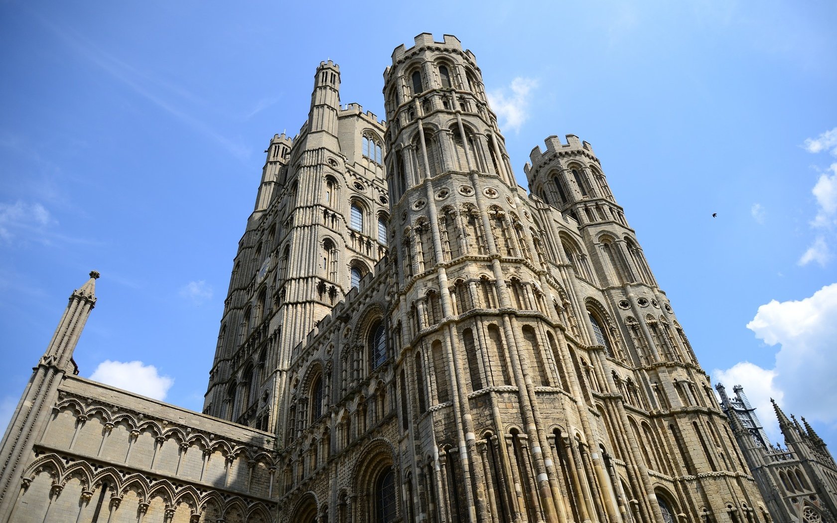 Обои собор, англия, церковь, архитектура, ely cathedral, собор или, cathedral, england, church, architecture, cathedral or разрешение 1920x1281 Загрузить