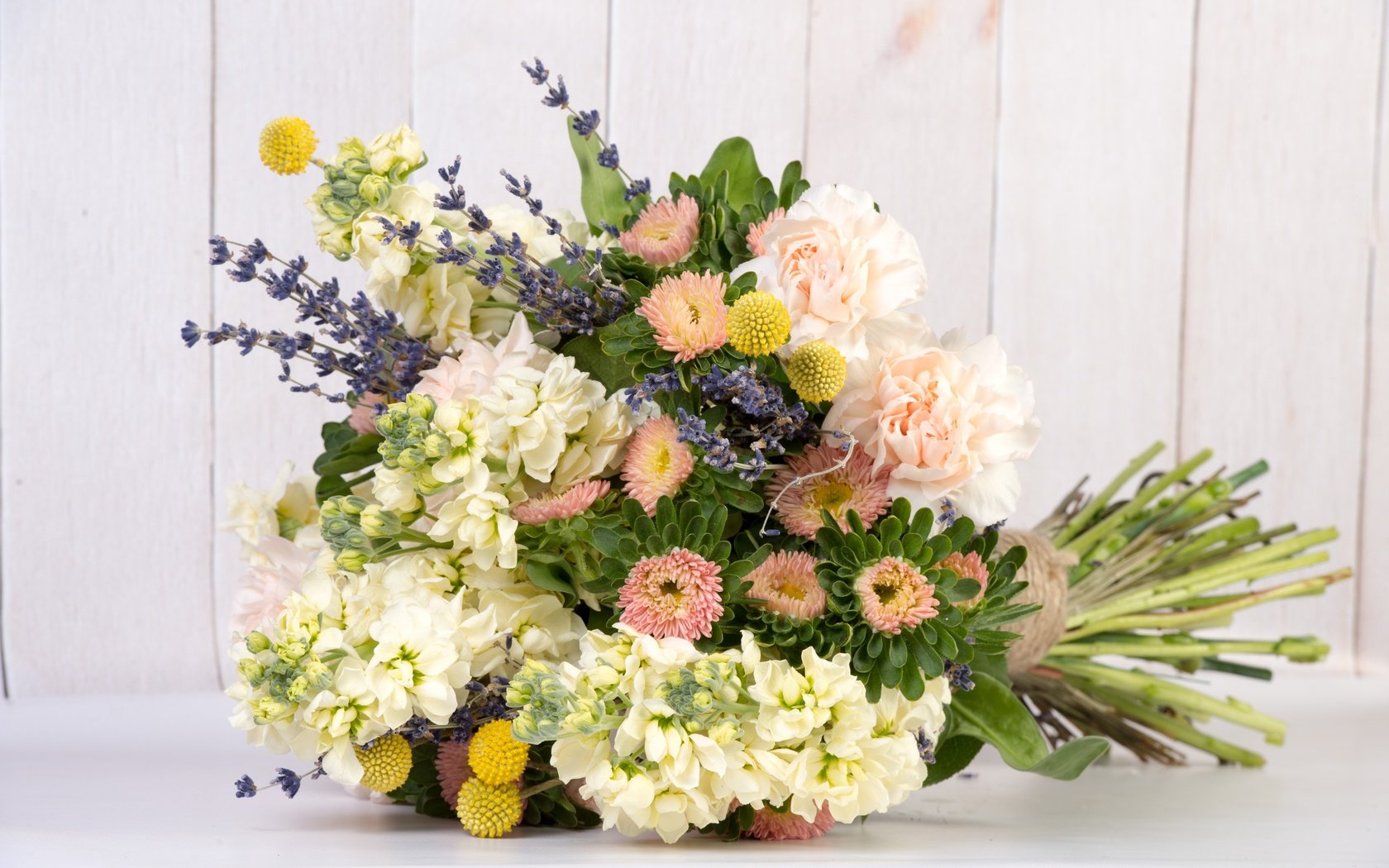 Обои цветы, лаванда, букет, гвоздика, астра, левкой, flowers, lavender, bouquet, carnation, astra, gillyflower разрешение 4928x3280 Загрузить