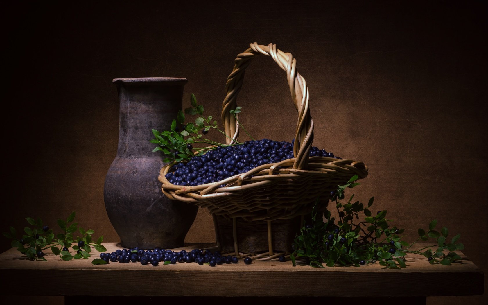 Обои зелень, ягода, корзина, черника, ваза, натюрморт, greens, berry, basket, blueberries, vase, still life разрешение 4840x3136 Загрузить