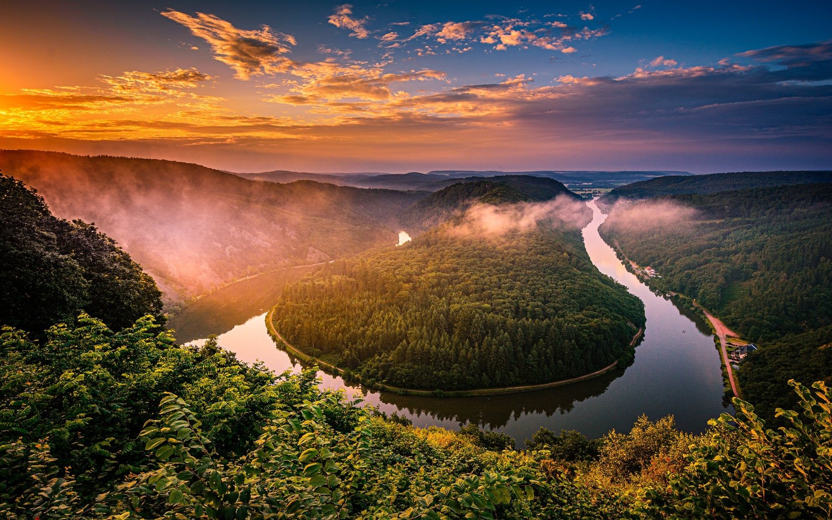 Обои деревья, река, закат, вид, германия, саар, сааршляйфе, trees, river, sunset, view, germany, saar разрешение 2048x1280 Загрузить