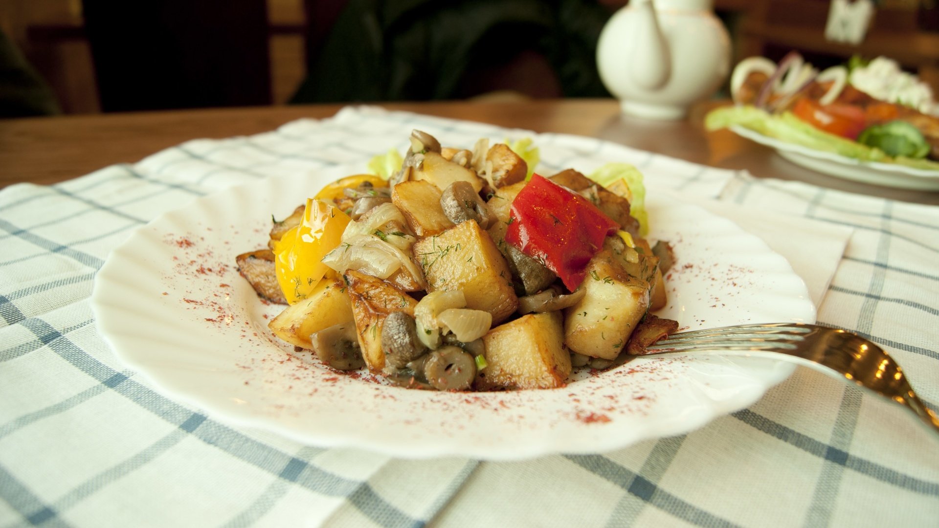 Обои еда, оливки, перец, картофель, food, olives, pepper, potatoes разрешение 3872x2550 Загрузить