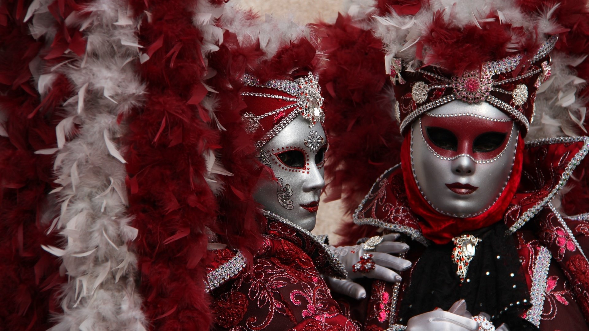 Обои маска, венеция, перья, костюм, карнавал, mask, venice, feathers, costume, carnival разрешение 2400x1557 Загрузить