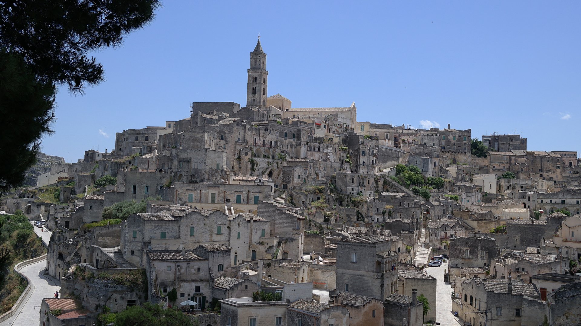 Обои горы, дома, италия, колокольня, матера, mountains, home, italy, the bell tower, mater разрешение 2880x1646 Загрузить