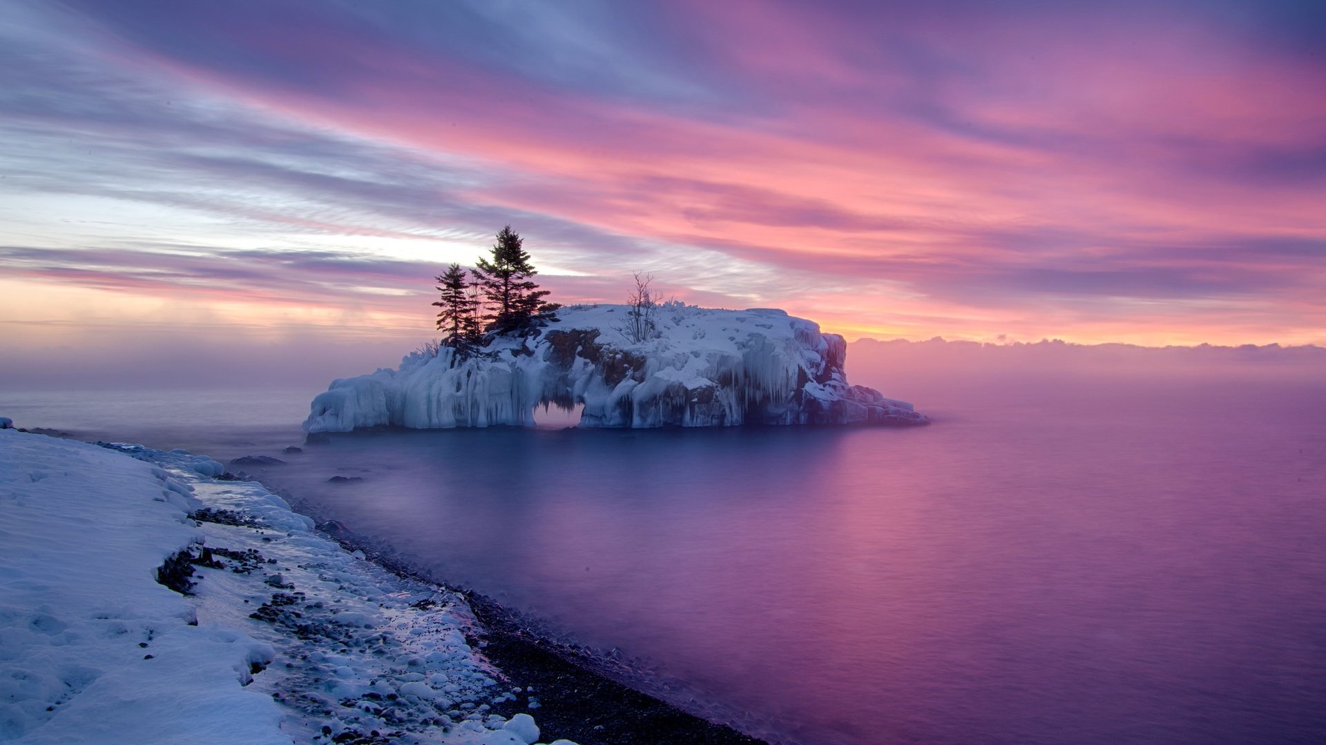 Обои деревья, снег, закат, зима, море, остров, trees, snow, sunset, winter, sea, island разрешение 2048x1358 Загрузить