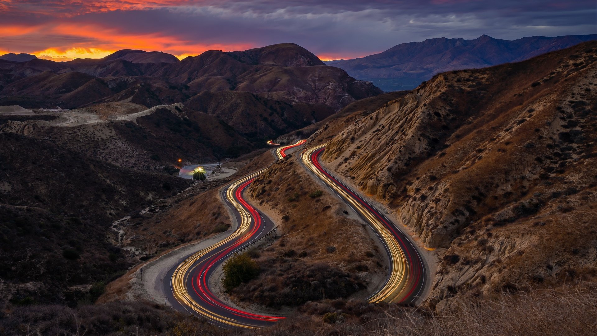 Обои дорога, огни, горы, закат, road, lights, mountains, sunset разрешение 3840x2160 Загрузить