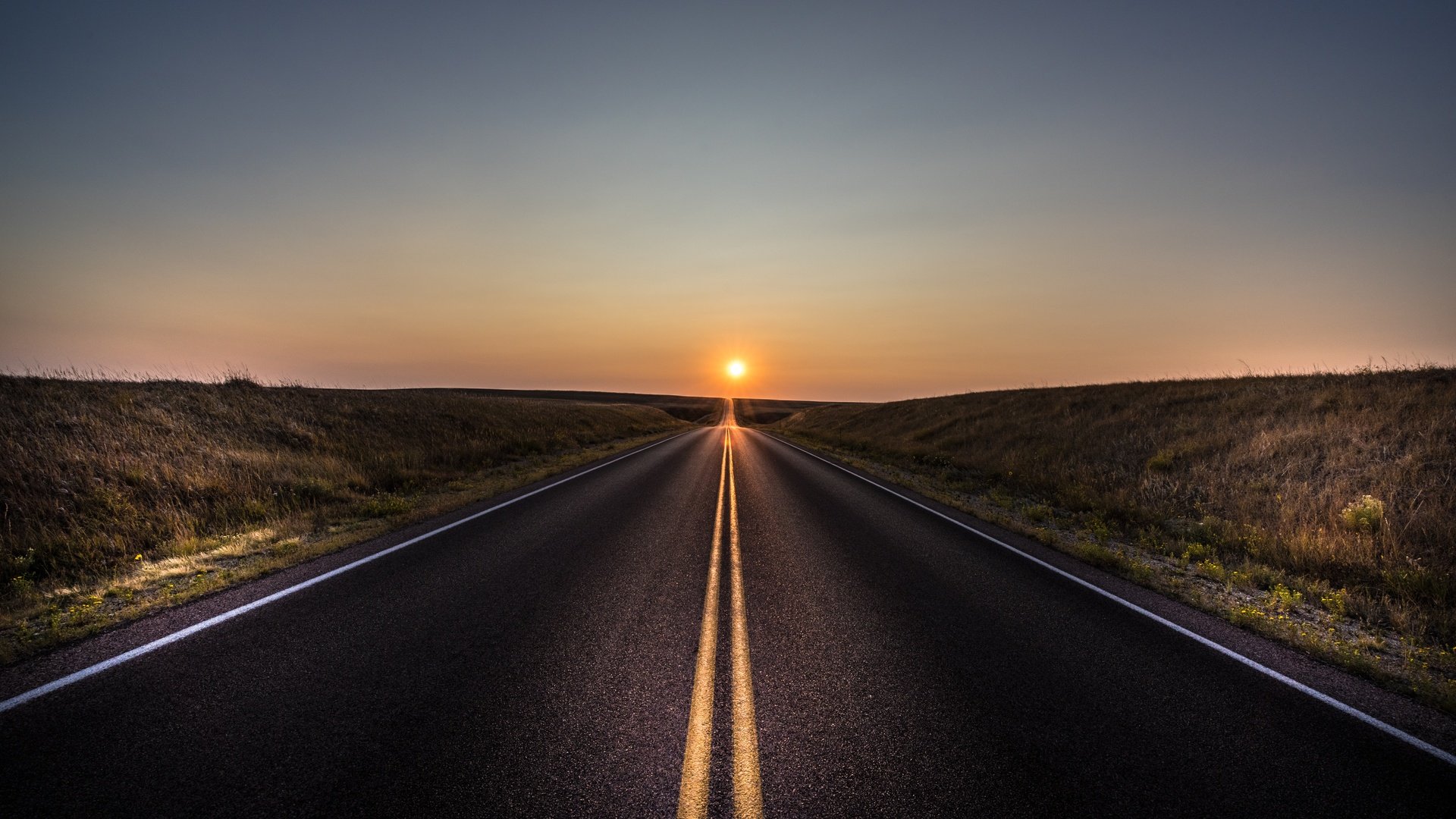 Обои небо, дорога, закат, пейзаж, асфальт, the sky, road, sunset, landscape, asphalt разрешение 6016x4016 Загрузить