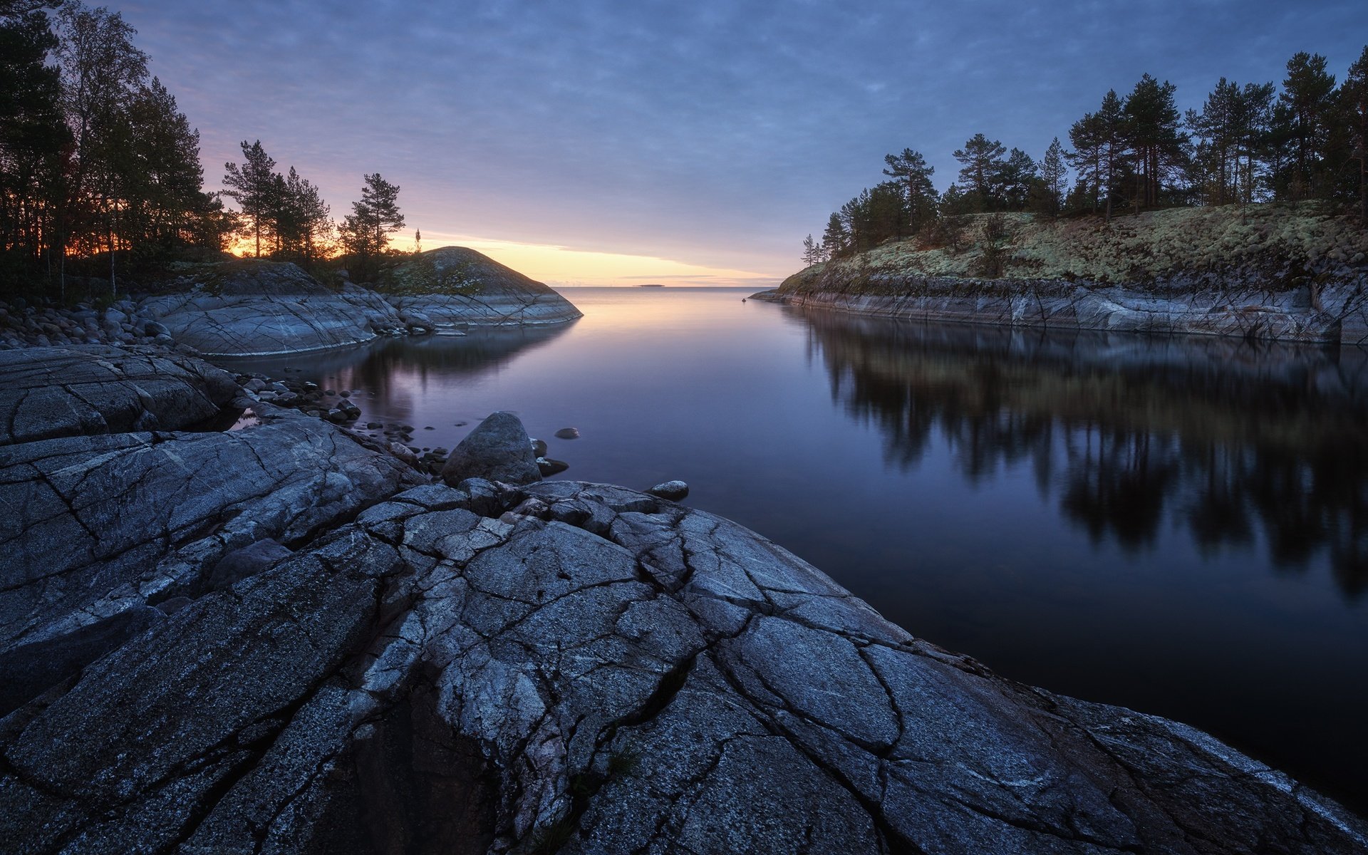 Обои деревья, озеро, природа, камни, пейзаж, ладога, шхеры, ладожское озеро, trees, lake, nature, stones, landscape, ladoga, skerries, lake ladoga разрешение 2250x1406 Загрузить