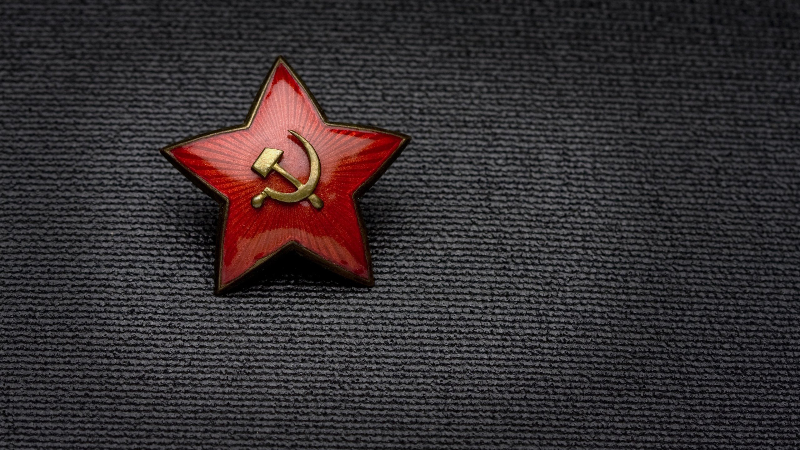 Обои фон, звезда, день победы, серп и молот, 9 мая, background, star, victory day, the hammer and sickle, may 9 разрешение 3888x2592 Загрузить