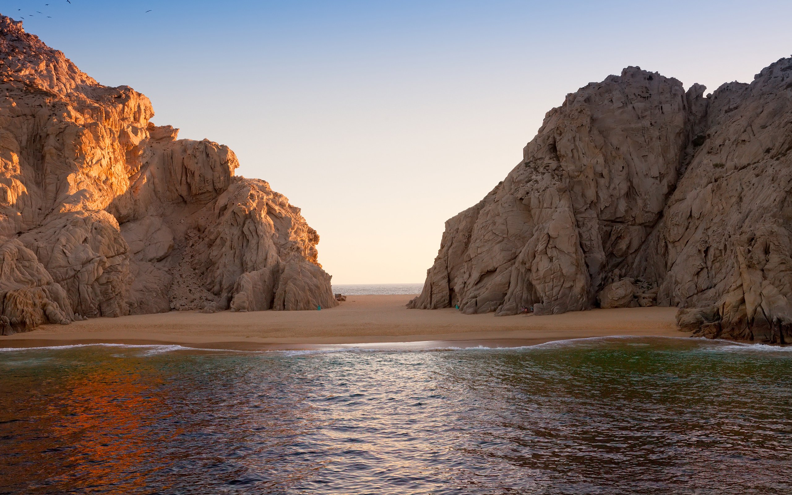 Обои скалы, пейзаж, море, пляж, rocks, landscape, sea, beach разрешение 3840x2400 Загрузить