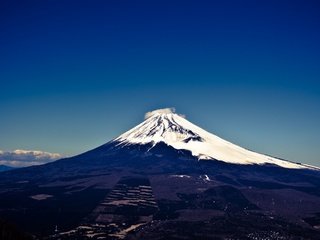 Обои гора, mountain разрешение 2560x1440 Загрузить