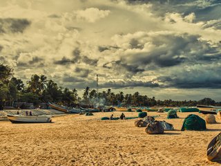 Обои пляж, лодки, сети, рыбаки, шри-ланка, beach, boats, network, fishermen, sri lanka разрешение 2048x1214 Загрузить