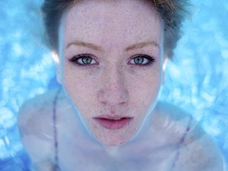 Обои девушка, лицо, веснушки, girl, face, freckles разрешение 4368x2912 Загрузить