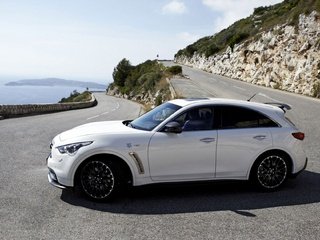 Обои дорога, горы, море, колеса, цитата, инфинити, fx50, vettel edition, хэтчбэк, road, mountains, sea, wheel, quote, infiniti, hatchback разрешение 2016x1260 Загрузить