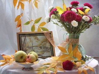 Обои листья, картина, яблоки, осень, букет, натюрморт, астры, leaves, picture, apples, autumn, bouquet, still life, asters разрешение 1920x1254 Загрузить