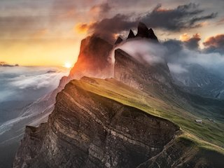 Обои облака, горы, туман, альпы, доломиты, доломитовые горы, clouds, mountains, fog, alps, the dolomites, dolomites mountains разрешение 1920x1080 Загрузить