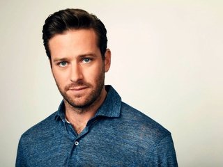 Обои взгляд, актёр, лицо, мужчина, armie hammer, арми хаммер, look, actor, face, male разрешение 2048x1365 Загрузить