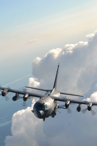 Обои небо, облака, самолет, полет, lockheed ac-130u spooky, the sky, clouds, the plane, flight разрешение 3872x2592 Загрузить