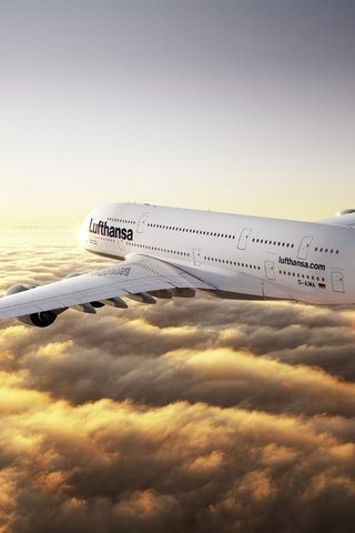 Обои airbus, a380, polyot, обьлака, oblaka разрешение 2504x1669 Загрузить