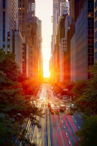 Обои свет, весна, дорога, машины, солнце, выдержка, манхеттен, закат, город, небоскребы, улица, нью-йорк, light, spring, road, machine, excerpt, the sun, manhattan, sunset, the city, skyscrapers, street, new york разрешение 1920x1200 Загрузить