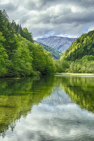 Обои деревья, вода, озеро, горы, природа, пейзаж, австрия, green lake, trees, water, lake, mountains, nature, landscape, austria разрешение 1920x1200 Загрузить