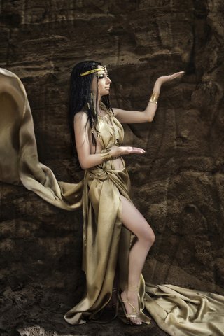 Обои стена, танец, рисунки, пещера, наряд, жрица, обряд, wall, dance, drawings, cave, outfit, priestess, rite разрешение 1920x1200 Загрузить