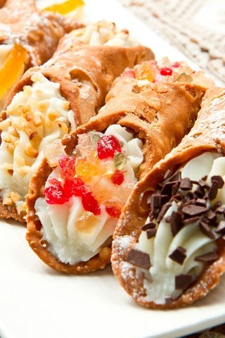 Обои сладкое, десерт, трубочки, вафли, крем, sweet, dessert, tube, waffles, cream разрешение 1920x1287 Загрузить