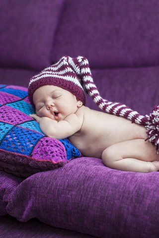 Обои подушки, сон, дети, ребенок, диван, младенец, колпак, pillow, sleep, children, child, sofa, baby, cap разрешение 2048x1457 Загрузить