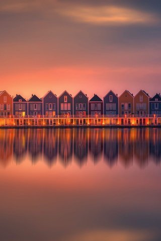 Обои огни, вода, закат, отражение, дома, нидерланды, lights, water, sunset, reflection, home, netherlands разрешение 2000x1437 Загрузить